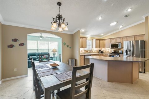 Снять в аренду виллу или дом в Те-Виллиджис, Флорида 3 спальни, 143.53м2, № 1814990 - фото 6