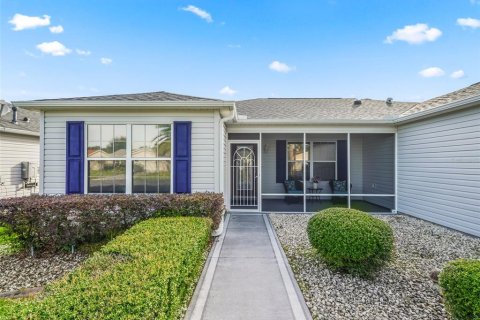 Снять в аренду виллу или дом в Те-Виллиджис, Флорида 3 спальни, 143.53м2, № 1814990 - фото 2