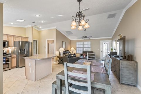 Снять в аренду виллу или дом в Те-Виллиджис, Флорида 3 спальни, 143.53м2, № 1814990 - фото 10