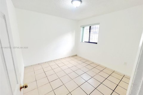 Снять в аренду кондоминиум в Хайалиа, Флорида 2 спальни, 71.07м2, № 2079972 - фото 23