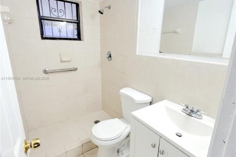 Снять в аренду кондоминиум в Хайалиа, Флорида 2 спальни, 71.07м2, № 2079972 - фото 16