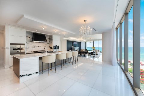 Condo in Sunny Isles Beach, Florida, 4 bedrooms  № 1293057 - photo 20