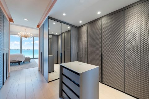 Condo in Sunny Isles Beach, Florida, 4 bedrooms  № 1293057 - photo 6