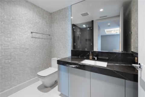 Condo in Sunny Isles Beach, Florida, 4 bedrooms  № 1293057 - photo 4
