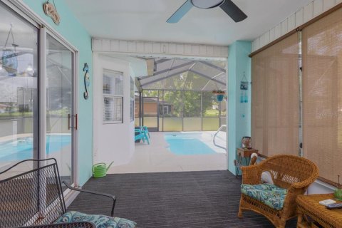 House in Ocala, Florida 3 bedrooms, 178.19 sq.m. № 1820660 - photo 25