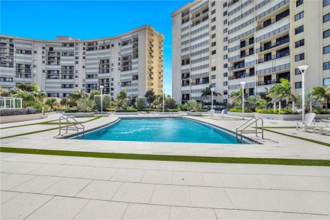 Снять в аренду кондоминиум в Юпитер, Флорида 2 спальни, 108.7м2, № 2082647 - фото 17