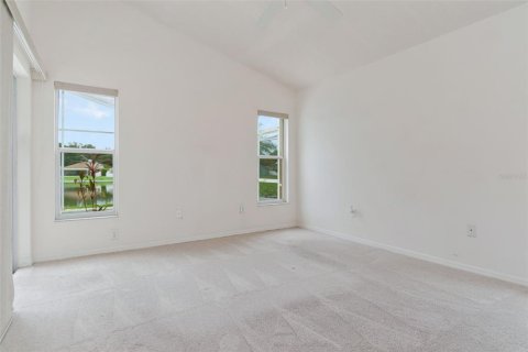House in Tampa, Florida 4 bedrooms, 165.92 sq.m. № 2237553 - photo 14