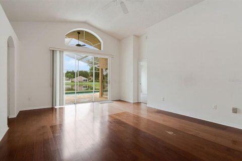 House in Tampa, Florida 4 bedrooms, 165.92 sq.m. № 2237553 - photo 6