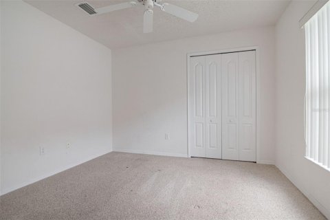 House in Tampa, Florida 4 bedrooms, 165.92 sq.m. № 2237553 - photo 23
