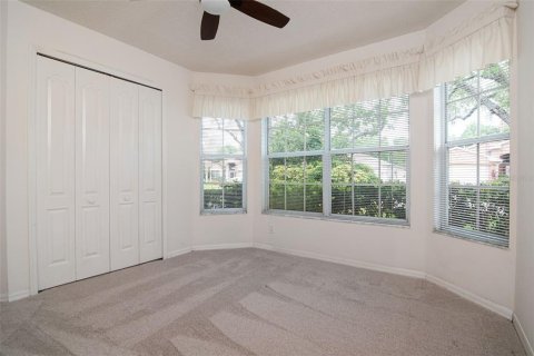 House in Tampa, Florida 4 bedrooms, 165.92 sq.m. № 2237553 - photo 26