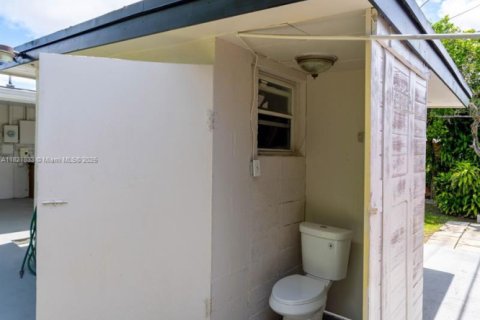 Купить виллу или дом в Майами, Флорида 3 спальни, № 1957968 - фото 28