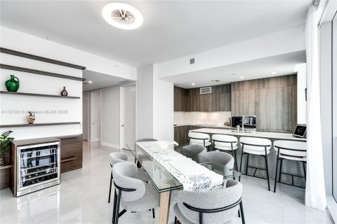 Appartement à louer à Sunny Isles Beach, Floride: 2 chambres, 155.61 m2 № 1922859 - photo 26