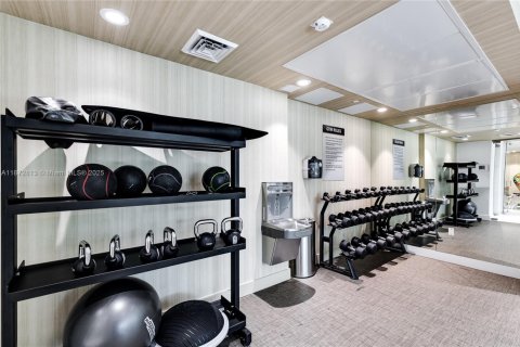 Appartement à louer à Sunny Isles Beach, Floride: 2 chambres, 155.61 m2 № 1922859 - photo 19