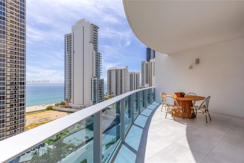 Appartement à louer à Sunny Isles Beach, Floride: 2 chambres, 155.61 m2 № 1922859 - photo 12