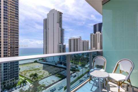 Appartement à louer à Sunny Isles Beach, Floride: 2 chambres, 155.61 m2 № 1922859 - photo 13