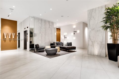 Appartement à louer à Sunny Isles Beach, Floride: 2 chambres, 155.61 m2 № 1922859 - photo 16