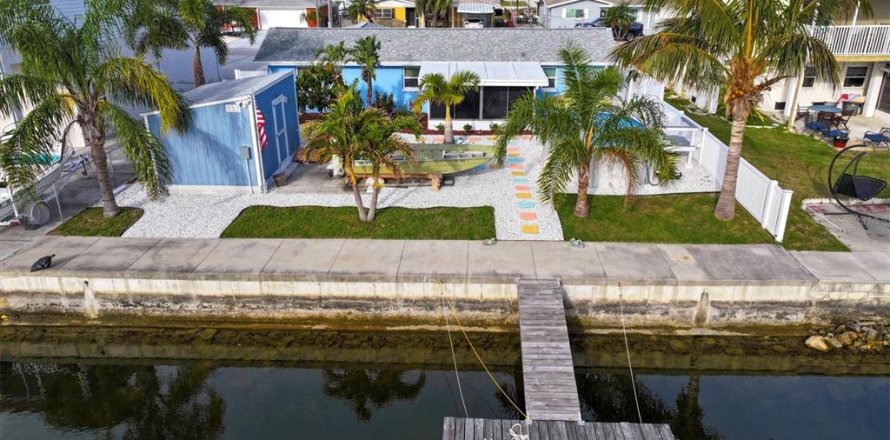 Villa ou maison à Hudson, Floride 2 chambres, 93.27 m2 № 2142895