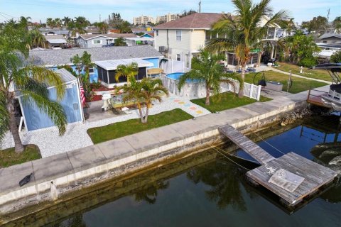 Villa ou maison à vendre à Hudson, Floride: 2 chambres, 93.27 m2 № 2142895 - photo 9