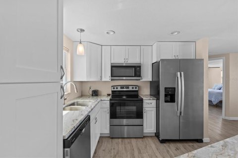 Villa ou maison à vendre à Hudson, Floride: 2 chambres, 93.27 m2 № 2142895 - photo 26