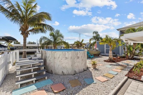 Villa ou maison à vendre à Hudson, Floride: 2 chambres, 93.27 m2 № 2142895 - photo 4