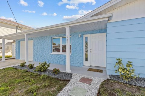 Villa ou maison à vendre à Hudson, Floride: 2 chambres, 93.27 m2 № 2142895 - photo 18