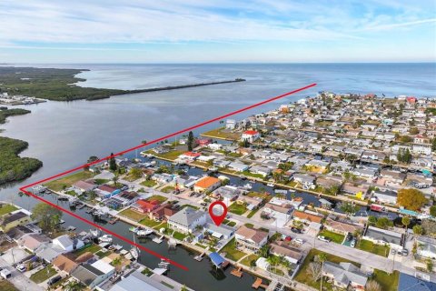 Villa ou maison à vendre à Hudson, Floride: 2 chambres, 93.27 m2 № 2142895 - photo 12