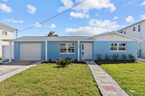 Villa ou maison à vendre à Hudson, Floride: 2 chambres, 93.27 m2 № 2142895 - photo 2