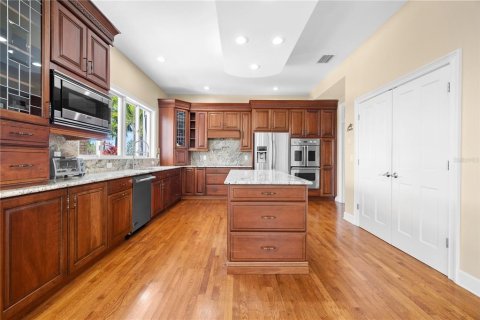House in Seminole, Florida 10 bedrooms, 986.53 sq.m. № 1815114 - photo 11