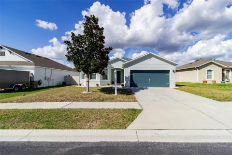 House in Lake Alfred, Florida 3 bedrooms, 162.3 sq.m. № 2214745 - photo 18