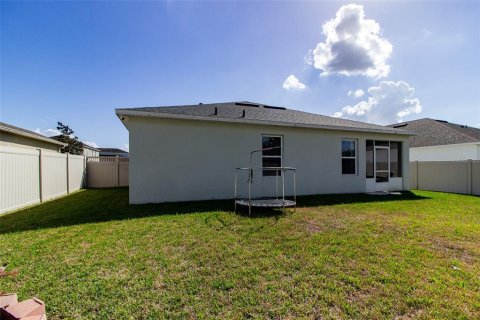House in Lake Alfred, Florida 3 bedrooms, 162.3 sq.m. № 2214745 - photo 16