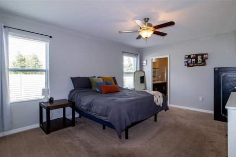 House in Lake Alfred, Florida 3 bedrooms, 162.3 sq.m. № 2214745 - photo 19