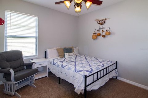House in Lake Alfred, Florida 3 bedrooms, 162.3 sq.m. № 2214745 - photo 30