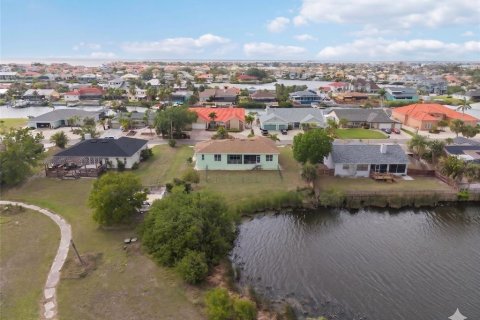 Villa ou maison à vendre à Apollo Beach, Floride: 3 chambres, 195.84 m2 № 2143071 - photo 29