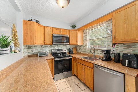 House in Ocala, Florida 2 bedrooms, 84.73 sq.m. № 1781042 - photo 22