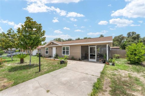House in Ocala, Florida 2 bedrooms, 84.73 sq.m. № 1781042 - photo 5