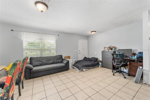 House in Ocala, Florida 2 bedrooms, 84.73 sq.m. № 1781042 - photo 15