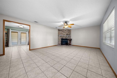 House in Summerfield, Florida 3 bedrooms, 122.26 sq.m. № 1774639 - photo 6