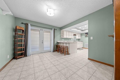 House in Summerfield, Florida 3 bedrooms, 122.26 sq.m. № 1774639 - photo 9