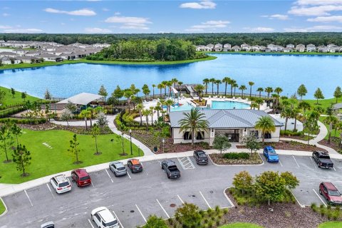 House in Kissimmee, Florida 4 bedrooms, 202.34 sq.m. № 2277647 - photo 25