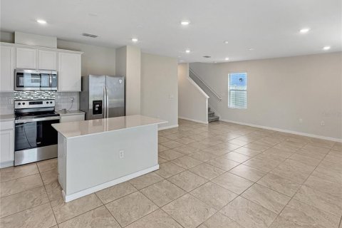 House in Kissimmee, Florida 4 bedrooms, 202.34 sq.m. № 2277647 - photo 8