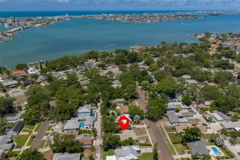Casa en venta en Saint Petersburg, Florida, 3 dormitorios, 162.86 m2 № 2167362 - foto 29