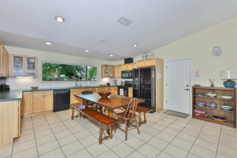 Casa en venta en Saint Petersburg, Florida, 3 dormitorios, 162.86 m2 № 2167362 - foto 12