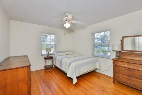Casa en venta en Saint Petersburg, Florida, 3 dormitorios, 162.86 m2 № 2167362 - foto 17