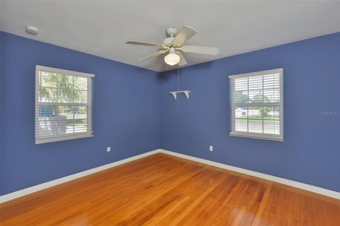 Casa en venta en Saint Petersburg, Florida, 3 dormitorios, 162.86 m2 № 2167362 - foto 18