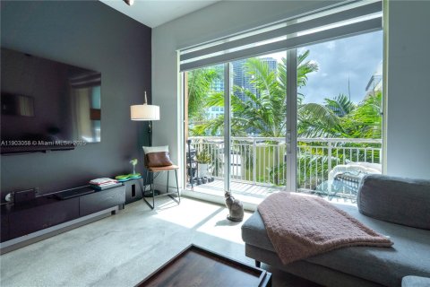 Снять в аренду кондоминиум в Майами, Флорида 2 спальни, 119.66м2, № 1956776 - фото 8