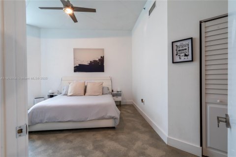 Снять в аренду кондоминиум в Майами, Флорида 2 спальни, 119.66м2, № 1956776 - фото 15
