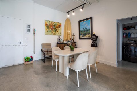 Снять в аренду кондоминиум в Майами, Флорида 2 спальни, 119.66м2, № 1956776 - фото 10