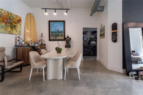 Снять в аренду кондоминиум в Майами, Флорида 2 спальни, 119.66м2, № 1956776 - фото 9