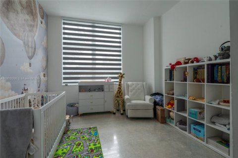 Снять в аренду кондоминиум в Майами, Флорида 2 спальни, 119.66м2, № 1956776 - фото 28