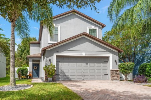 House in Trinity, Florida 3 bedrooms, 166.85 sq.m. № 2360400
